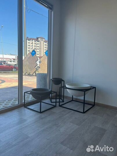 Кашпо из бетона в наличии и под заказ