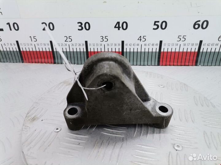 Кронштейн двигателя Renault Scenic рест. 2003