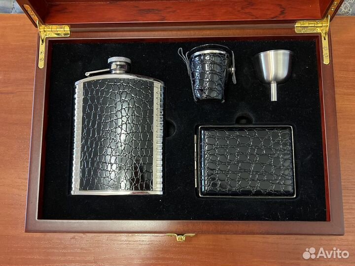 Набор для мужчин. Фляжка. Торг