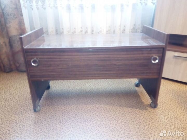 Тумба под телевизор (ретро)