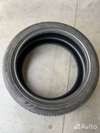 Triangle Sports TH201 235/45 R19 99W
