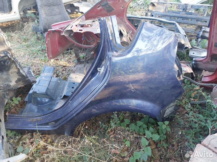 Крыло заднее левое Renault scenic