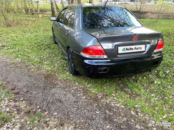 Mitsubishi Lancer 1.6 AT, 2005, 280 000 км