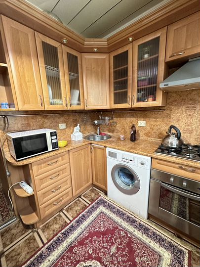 3-к. квартира, 63 м², 1/9 эт.