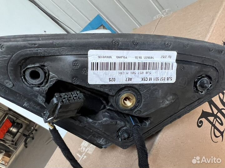 Зеркало левое volkswagen polo