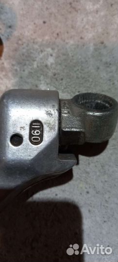 Ножка кикстартера