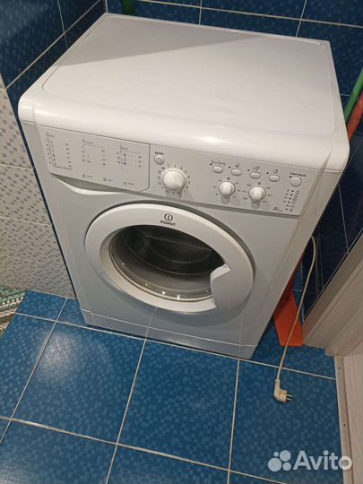 Стиральная машина indesit