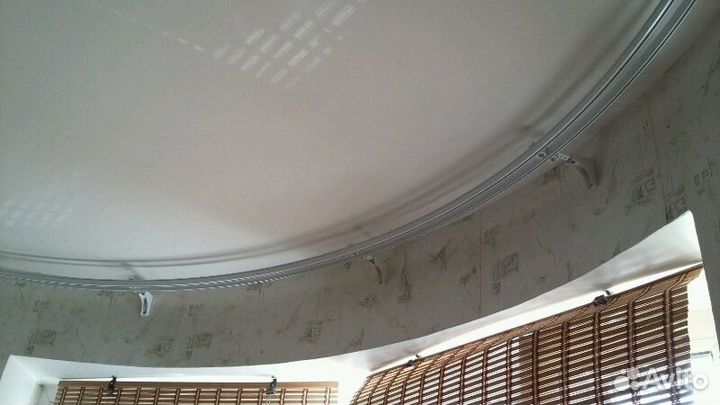 Карниз на эркерное окно