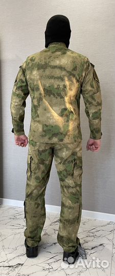 Тактический боевой костюм