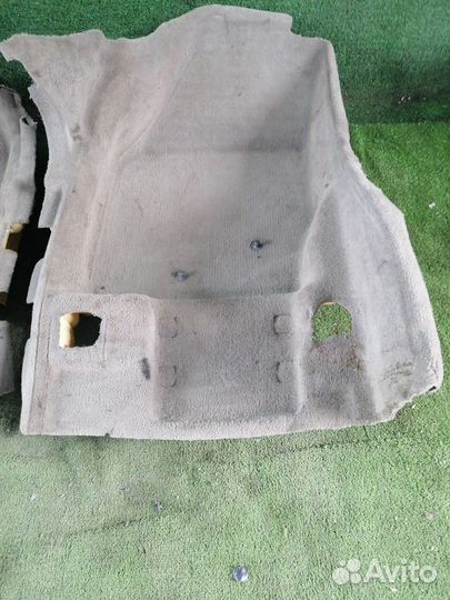 Ковер пола Volvo Xc90 B5254T2