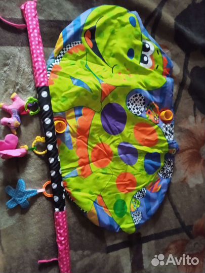 Развивающий коврик