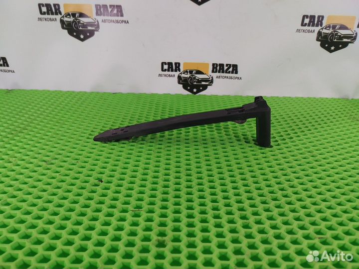 Кронштейн фары Volvo XC60