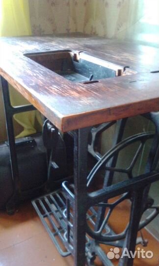 Станина швейной машины naumann