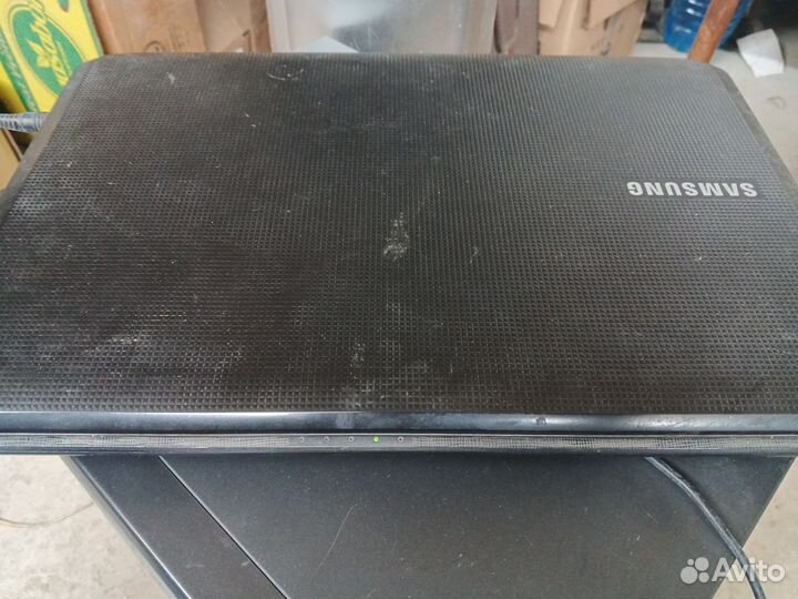 Ноутбук samsung