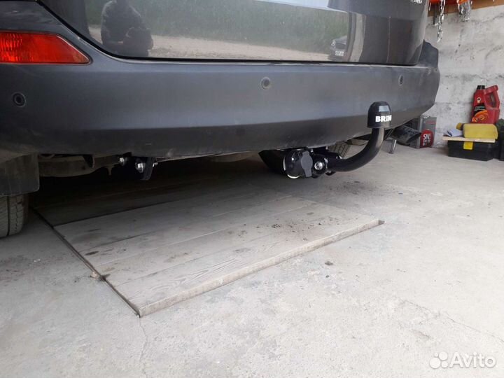 Фаркоп для Toyota Rav4 XA40 2013-2019