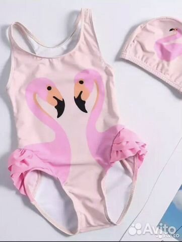 Купальник и шапочка для плавания