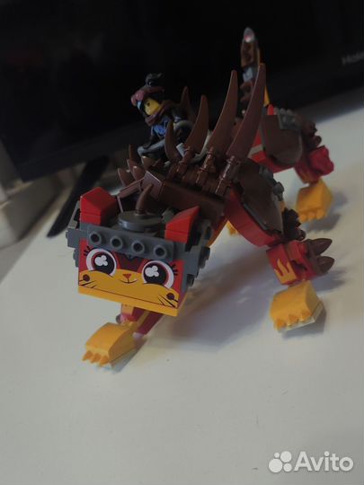 Лего kitty дракон