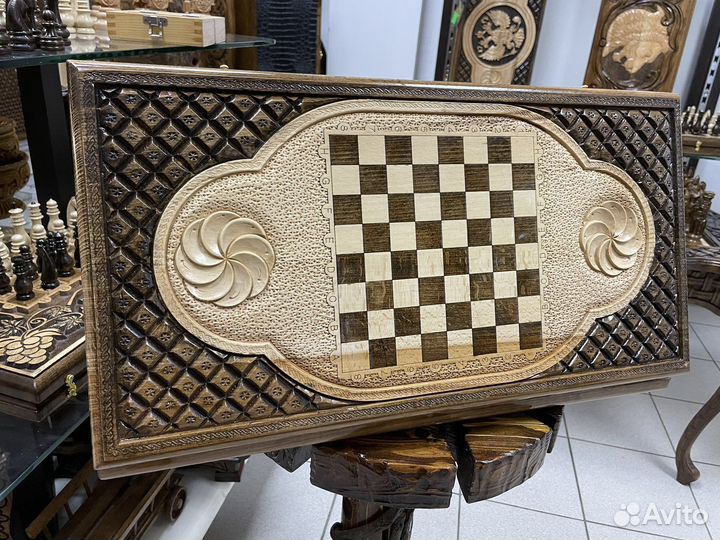 Нарды ручной работы с Тигром