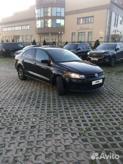 Volkswagen Polo 1.6 AT, 2011, 226 146 км