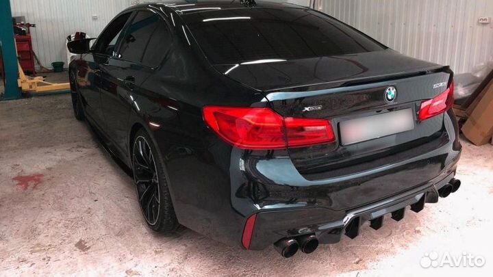 Насадки на выхлоп Akrapovic дизайн black edition