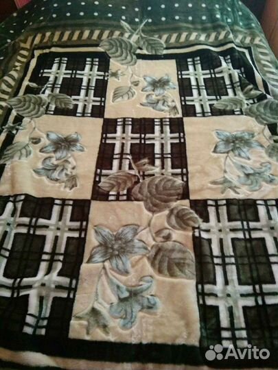 Плед + 2 диваные подушки