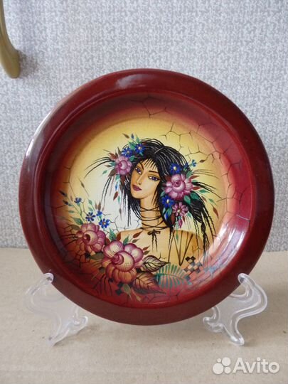 Панно круглое. Фаянс. Ф-16 см. 