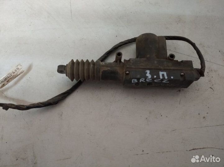 Активатор замка двери задний правый Lifan Breez