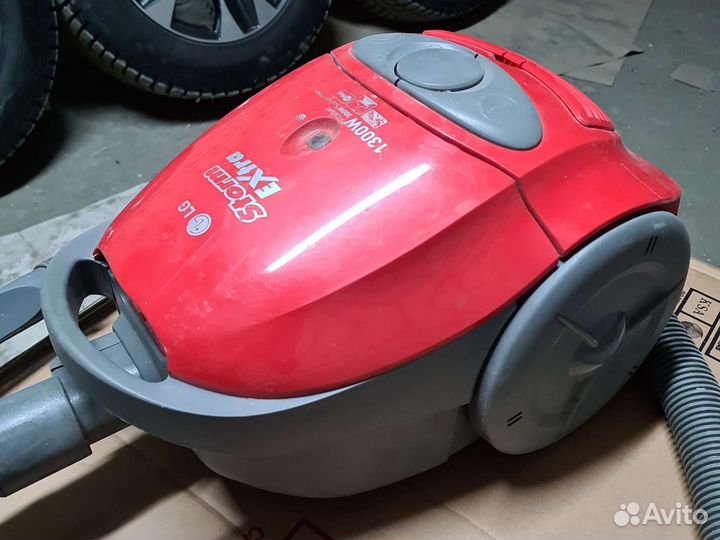 Пылесос LG Storm Extra 1300w