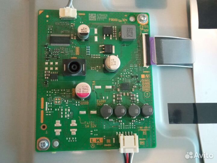 Телевизор Sony KDL-32RE403