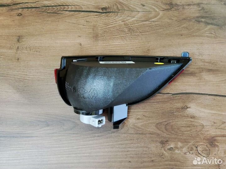 265808620R Фонарь противотуманный Рено Аркана