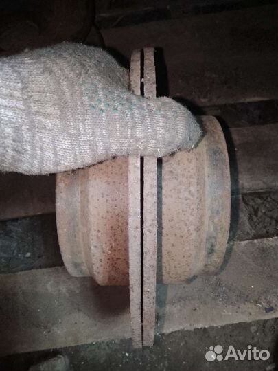 Диск тормозной задний Volvo 850