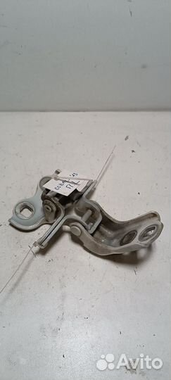 Петли двери передней левой Chevrolet Cobalt 2
