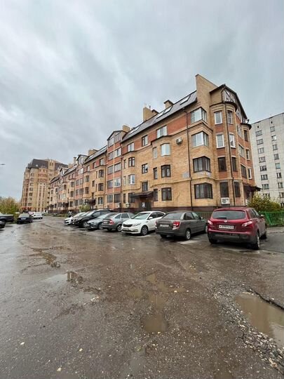 2-к. квартира, 67 м², 5/5 эт.