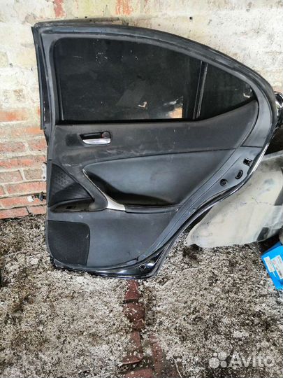 Дверь задняя правая Lexus is250