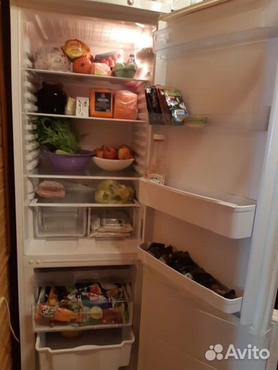 Холодильник indesit,с доставкой