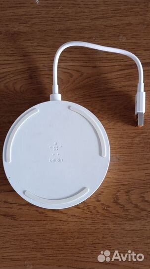 Беспроводной зарядное устройство Belkin