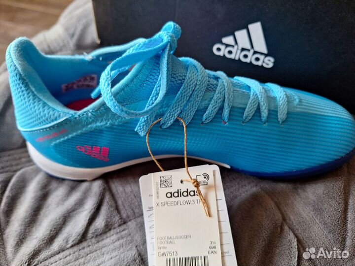 Кроссовки adidas