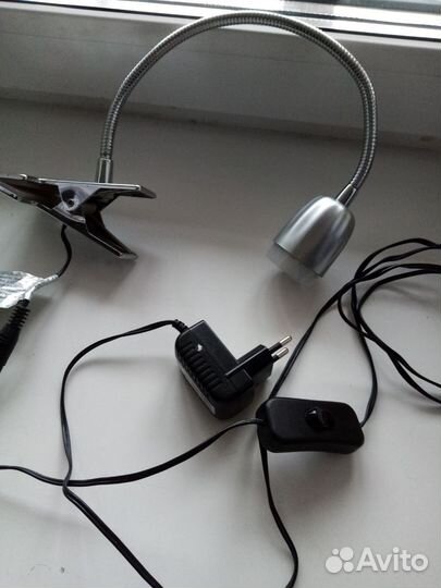 Лампа настольная