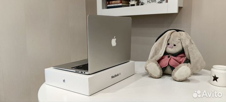 MacBook air 13 8/128 SSD 2017