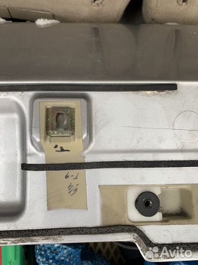 Спойлер на крышку багажника