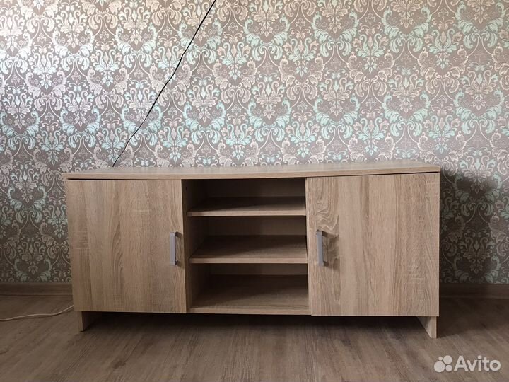 Тумба под телевизор
