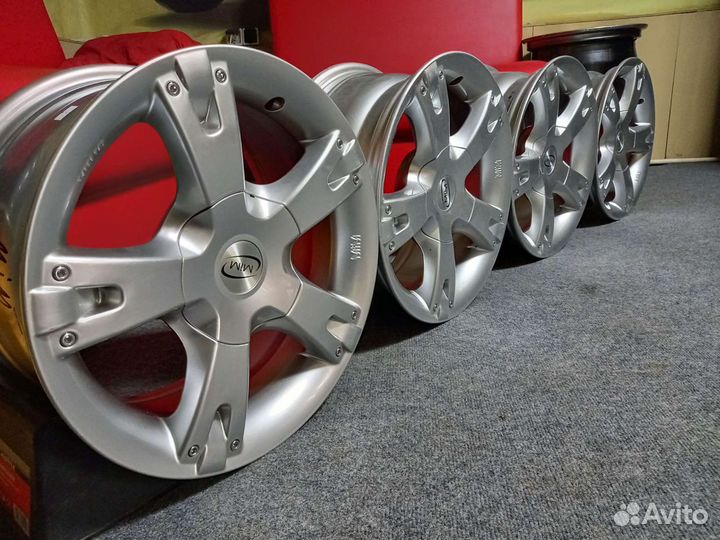 Mercedes, Skoda. Volkswagen Golf R15 (1) Италия.но