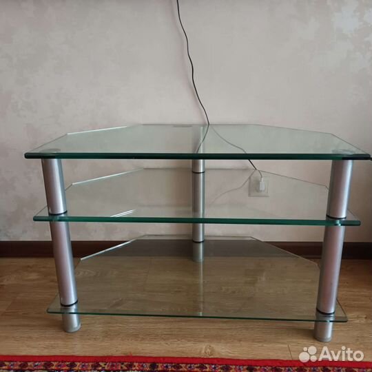 Стеклянная тумба под тв
