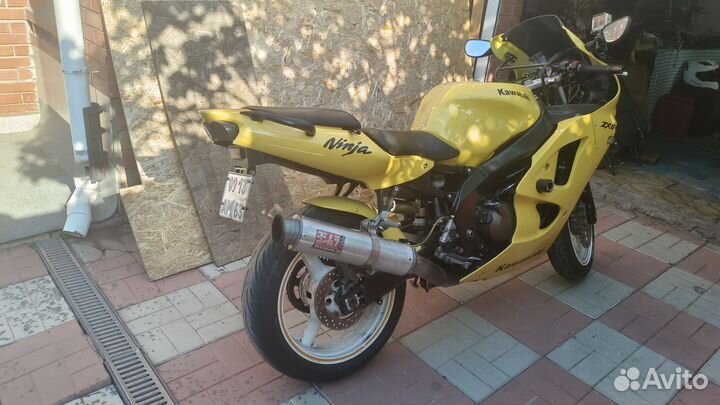 Kawasaki zx600