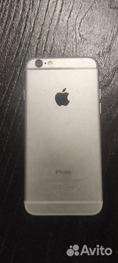 Телефон iPhone 6
