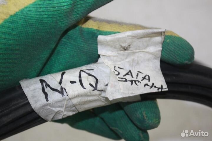 Уплотнитель багажника Nissan Qashqai J10