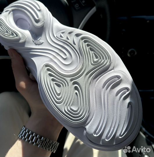 Кроссовки Adidas Adifom Q