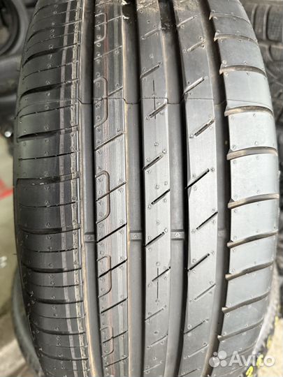 Goodyear EfficientGrip Performance 225/55 R17 101V