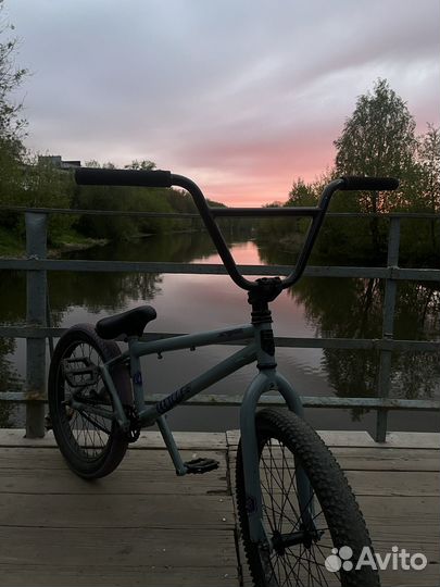Трюковой велосипед bmx