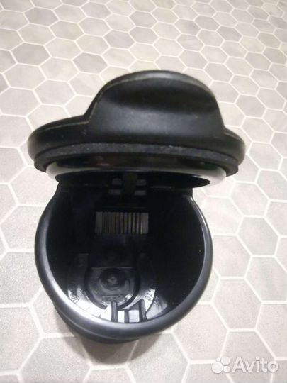 Автомобильная пепельница